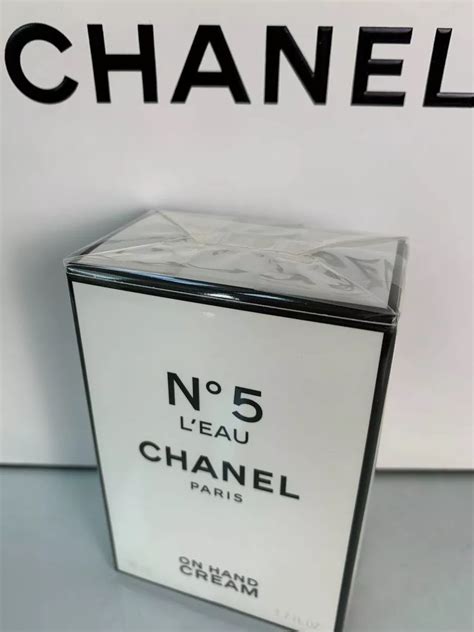 chanel nr 5 handcreme|N°5 L'EAU ON HAND CREAM .